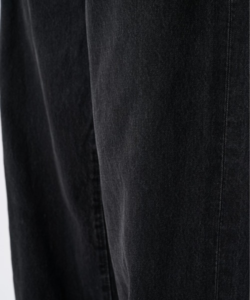 Maison MIHARA YASUHIRO(メゾンミハラヤスヒロ)の「【MIHARAYASUHIRO/ミハラヤスヒロ】別注 HUGE DETAILS DENIM PANTS/ヒュージディテールデニムパンツ(デニムパンツ・レディース・ブラック/インディゴブルー・38/36)」の7枚目の写真