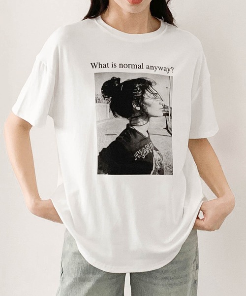 LOWO(ロワ)の「モノクロフォトグラフィックプリントTシャツ 半袖 フォトT(Tシャツ/カットソー・レディース・ホワイト/ブラック/アイボリー・FREE)」の5枚目の写真