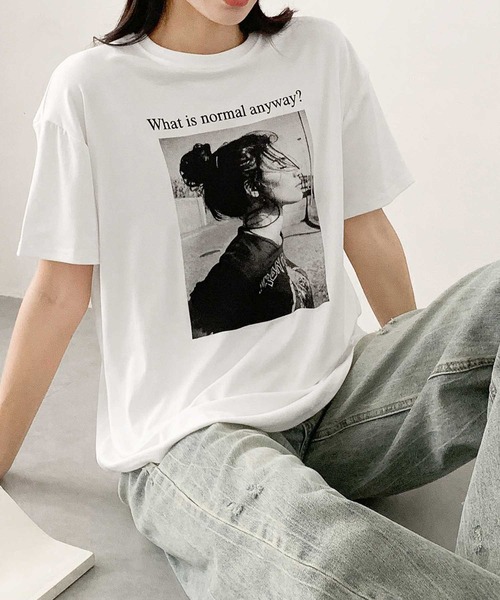 LOWO(ロワ)の「モノクロフォトグラフィックプリントTシャツ 半袖 フォトT(Tシャツ/カットソー・レディース・ホワイト/ブラック/アイボリー・FREE)」の6枚目の写真