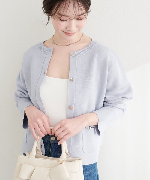 natural couture（ナチュラルクチュール）の「ビットポケットニットジャケット（ノーカラージャケット・レディース・オフホワイト/ベージュ/ブラック/サックスブルー・FREE）」の15枚目の写真