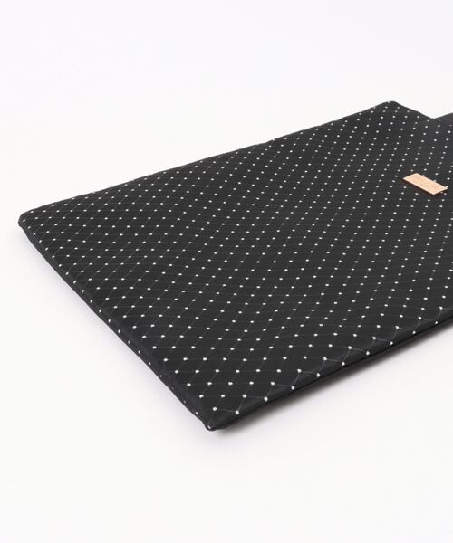 PAUL & JOE ACCESSOIRES(ポールアンドジョーアクセソワ)の「ポール & ジョー アクセソワ トートバッグ(トートバッグ・レディース・ベージュ/ブラック・FREE)」の9枚目の写真