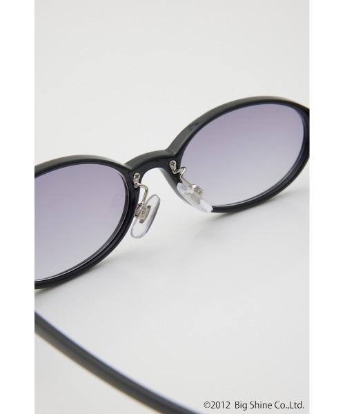 SLY（スライ）の「【noeyedia】OVAL FRAME EYEWEAR ノーアイディアオーバルフレームアイウェア 春服（サングラス・レディース・ブラック/ブラウン・FREE）」の7枚目の写真