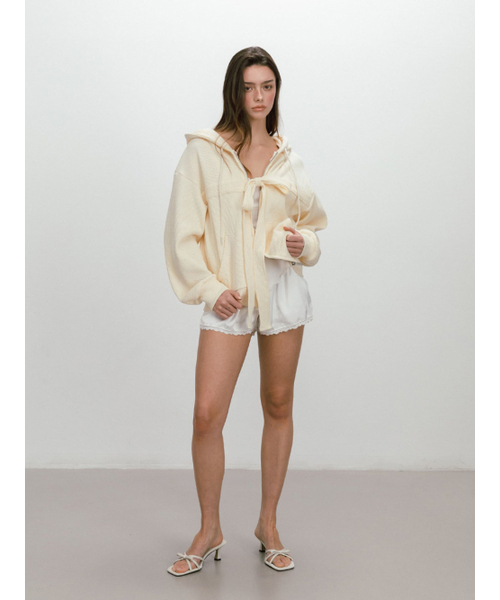 MOIFAIRE(モイフェア)の「SATIN LACE SHORTS /IVORY(その他パンツ・レディース・アイボリー・OS)」の1枚目の写真