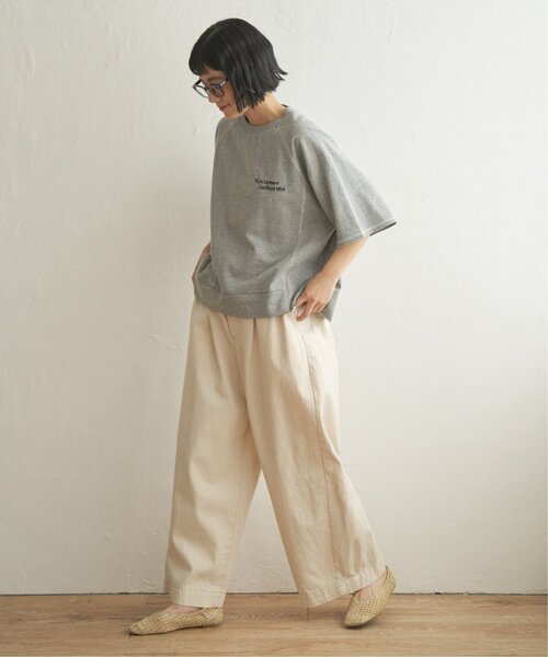 LBC(エルビーシー)の「ミニ裏毛切り替え刺繍5分袖プルオーバー(Tシャツ/カットソー・レディース・ベージュ/チャコール/杢グレー/ホワイト・M)」の13枚目の写真