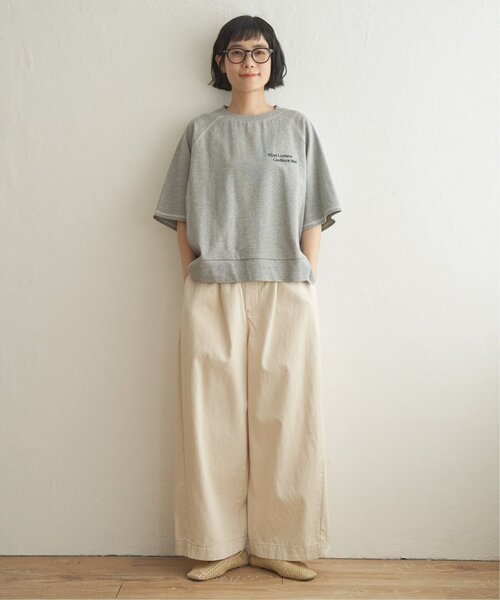 LBC(エルビーシー)の「ミニ裏毛切り替え刺繍5分袖プルオーバー(Tシャツ/カットソー・レディース・ベージュ/チャコール/杢グレー/ホワイト・M)」の15枚目の写真
