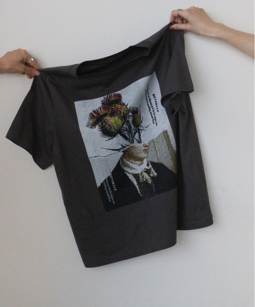 Pqran（クラン）の「アートプリントTシャツ（Tシャツ/カットソー・レディース・ミント/チャコールグレー/アイボリー・FREE）」の2枚目の写真