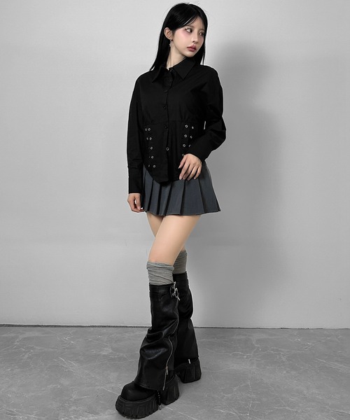 FOLLOWIN(フォロウィン)の「2color/ウエストレースアップラインシャツ(シャツ/ブラウス・レディース・ブラック/ホワイト・FREE)」の16枚目の写真