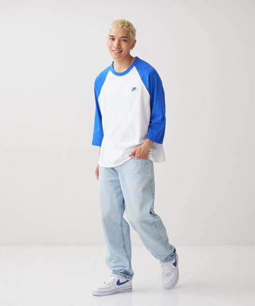 NIKE(ナイキ)の「ナイキ スポーツウェア クラブ メンズ 3/4スリーブ ラグラン トップ / Nike Sportswear Club Men's 3/4-Sleeve Raglan Top IF0756-480 Game Royal(Tシャツ/カットソー・メンズ・ロイヤルブルー・S/M/L/2XL/XL)」の4枚目の写真