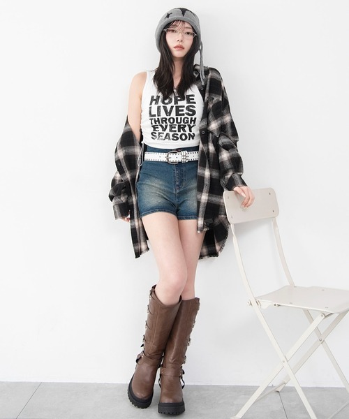 WEGO(ウィゴー)の「WEGO/【26年春夏新作】デザイングラフィックカップインタンク(タンクトップ・レディース・スミクロ/ホワイト・FREE)」の17枚目の写真
