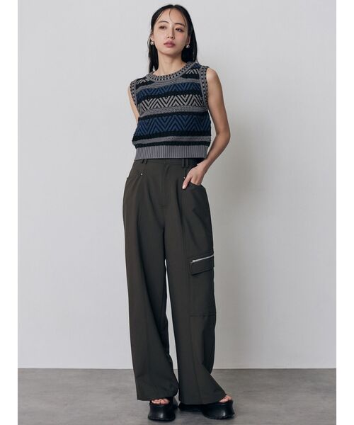 MURUA（ムルーア）の「トライバルクロシェニットタンク（ニット/セーター・レディース・グレー/オレンジ/ホワイト・FREE）」の7枚目の写真