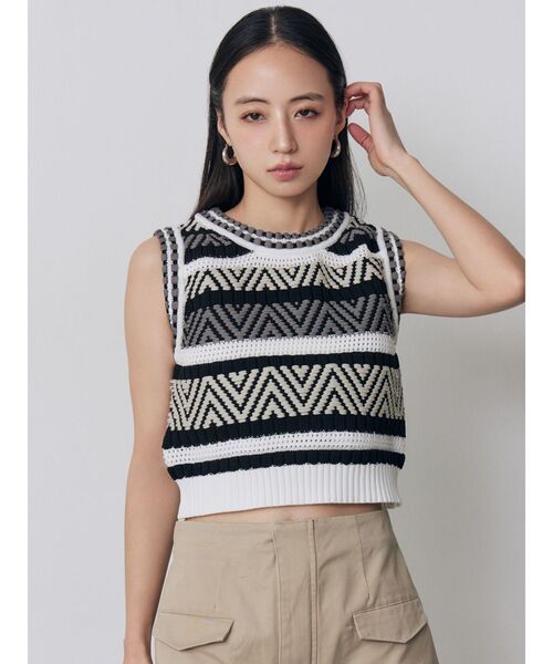MURUA（ムルーア）の「トライバルクロシェニットタンク（ニット/セーター・レディース・グレー/オレンジ/ホワイト・FREE）」の11枚目の写真