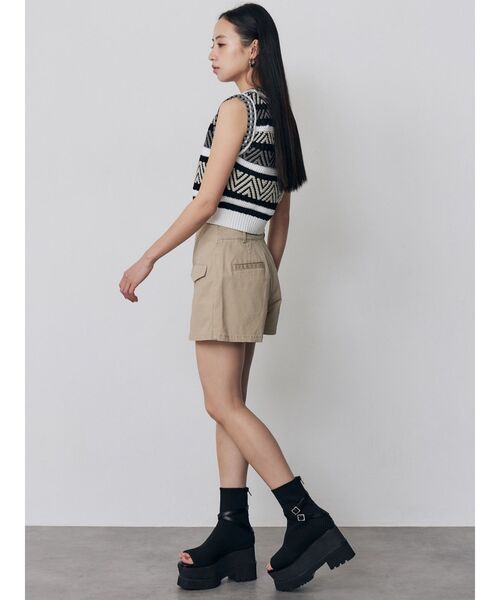 MURUA（ムルーア）の「トライバルクロシェニットタンク（ニット/セーター・レディース・グレー/オレンジ/ホワイト・FREE）」の17枚目の写真