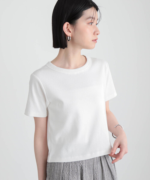 for/c（フォーシー）の「コットンリブコンパクトT【サスティナブル】（Tシャツ/カットソー・レディース・オフホワイト/ブラック/レッド/ブラック×ホワイト・M/L/LL）」の7枚目の写真