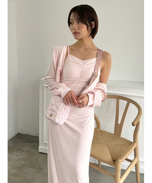 SNIDEL(スナイデル)の「【WEB限定】パイルパーカーセットキャミワンピース(ワンピース・レディース・イエロー/ピンク/ブラック・F)」の19枚目の写真
