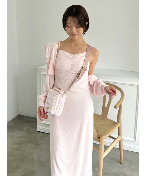 SNIDEL(スナイデル)の「【WEB限定】パイルパーカーセットキャミワンピース(ワンピース・レディース・イエロー/ピンク/ブラック・F)」の20枚目の写真
