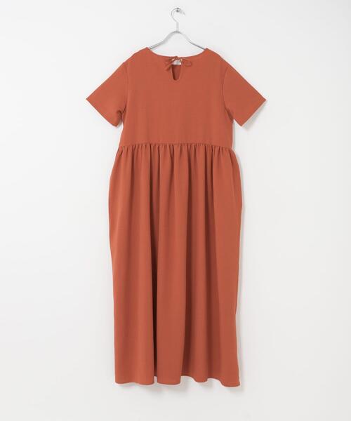 ITEMS URBANRESEARCH(アイテムズ アーバンリサーチ)の「『イージーケア/接触冷感/UVカット』SMOOTH LINEN TOUCH ワンピース(ワンピース・レディース・オレンジ/チャコールグレー/ベージュ・FREE)」の22枚目の写真
