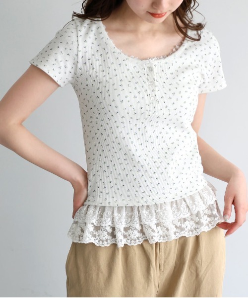 tiptop(ティップトップ)の「テレコ襟裾レース半袖プルオーバー(Tシャツ/カットソー・レディース・ブラック/オフホワイト/ホワイト系その他/ホワイト系その他2・FREE)」の3枚目の写真