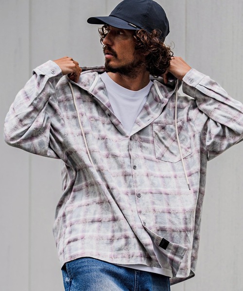 CAMBIO(カンビオ)の「ms6537-Bleached Hooded Check Long Sleeve Shirts フード付きチェックシャツ(PF-262-006)(シャツ/ブラウス・メンズ・サックスブルー/ブラック・L/M)」の2枚目の写真