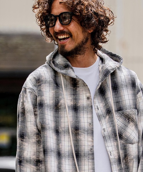 CAMBIO(カンビオ)の「ms6537-Bleached Hooded Check Long Sleeve Shirts フード付きチェックシャツ(PF-262-006)(シャツ/ブラウス・メンズ・サックスブルー/ブラック・L/M)」の8枚目の写真