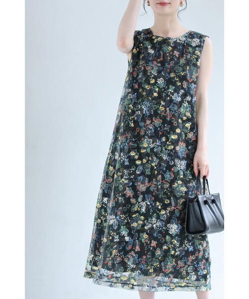 cawaii(カワイイ)の「彩りペイントアートの花ベールミディアムワンピース(ワンピース・レディース・ホワイト/ブラック・FREE)」の2枚目の写真