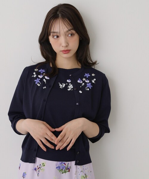 Sunauna(スーナウーナ)の「【SS~Lサイズ展開/スパンコール・ビジュー・刺繍】クラフトニット(ニット/セーター・レディース・ネイビー/グリーン系/ホワイト・40/38/34)」の19枚目の写真