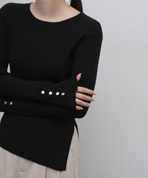 select MOCA Et(セレクトモカエト)の「【Et】Crew Neck Button Sleeve Knit(ニット/セーター・レディース・グレー/ブラック/ベージュ・FREE)」の2枚目の写真