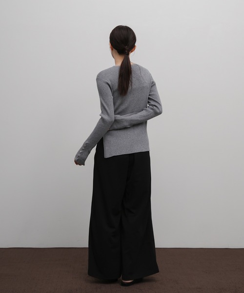 select MOCA Et(セレクトモカエト)の「【Et】Crew Neck Button Sleeve Knit(ニット/セーター・レディース・グレー/ブラック/ベージュ・FREE)」の13枚目の写真