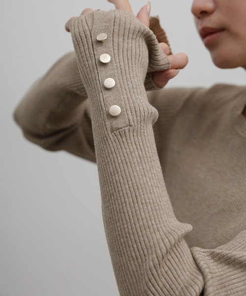 select MOCA Et(セレクトモカエト)の「【Et】Crew Neck Button Sleeve Knit(ニット/セーター・レディース・グレー/ブラック/ベージュ・FREE)」の18枚目の写真
