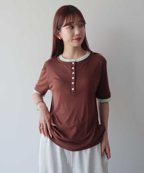 earth music&ecology(アースミュージックアンドエコロジー)の「シアーレイヤード風5分袖プルオーバー(Tシャツ/カットソー・レディース・ブラック/オフホワイト/ブラウン/ライラック・FREE)」の12枚目の写真