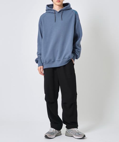 N.HOOLYWOOD（N.ハリウッド）の「POCKET HOODIE（パーカー・メンズ・ブラック/ブルー・40/38）」の4枚目の写真