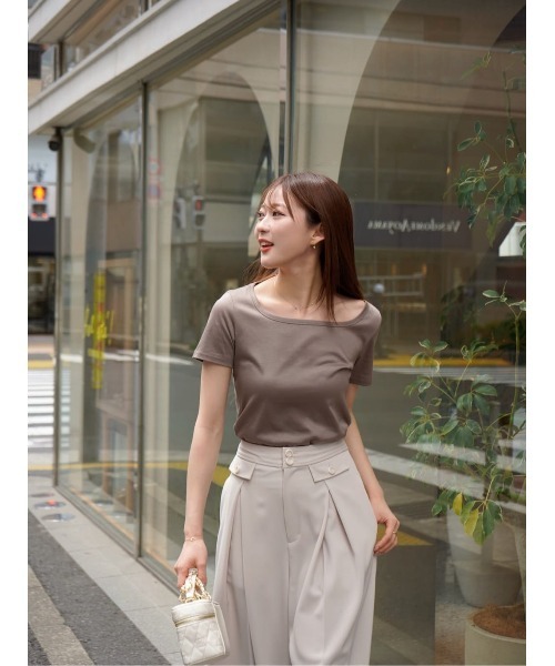 Her lip to（ハーリップトゥー）の「Essentia Basic Tee（Tシャツ