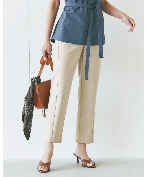 DoCLASSE( ドゥクラッセ)の「ドライタッチ・切替スリム/63cm(その他パンツ・レディース・ダークネイビー/ライトベージュ/オフホワイト/ストーン/ダークブラウン/モスグリーン/ブラック/マスタード・11/13/15 /5/7/9/17)」の2枚目の写真