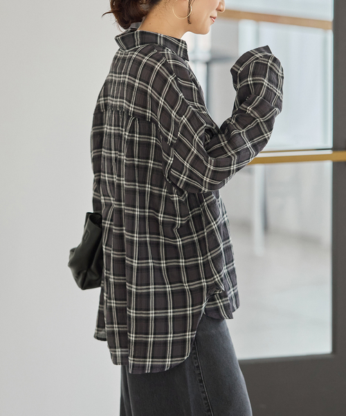 JOURNAL STANDARD(ジャーナルスタンダード)の「別注【LANCER CLOTHING CORPORATION】オーバーFITシャツ(シャツ/ブラウス・レディース・ベージュ/ブルー/ブラック/ネイビー・LARGE)」の12枚目の写真