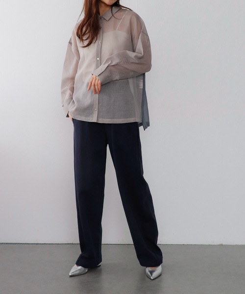 Jines(ジネス)の「シアーリネンライクバック配色シャツ(シャツ/ブラウス・レディース・ホワイト/チャコールグレー/モカ・38)」の16枚目の写真