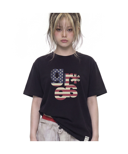 GRAVER（グレーバー）の「[ユニセックス]GRAE-S US 半袖Tシャツ_2カラー（Tシャツ/カットソー・レディース・ホワイト/ブラック/サンドベージュ・S/M/L）」の2枚目の写真