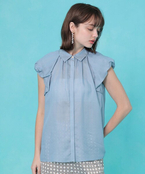 ANAYI(アナイ)の「デニムライクシャンブレーパフブラウス(シャツ/ブラウス・レディース・インディゴブルー/ライトブルー・38)」の4枚目の写真