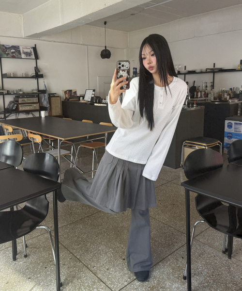 muahmuah（ムーアムーア）の「ワッフルピグメントヘンリーネック長袖Tシャツ[ホワイト]（Tシャツ/カットソー・レディース・その他・FREE）」の6枚目の写真