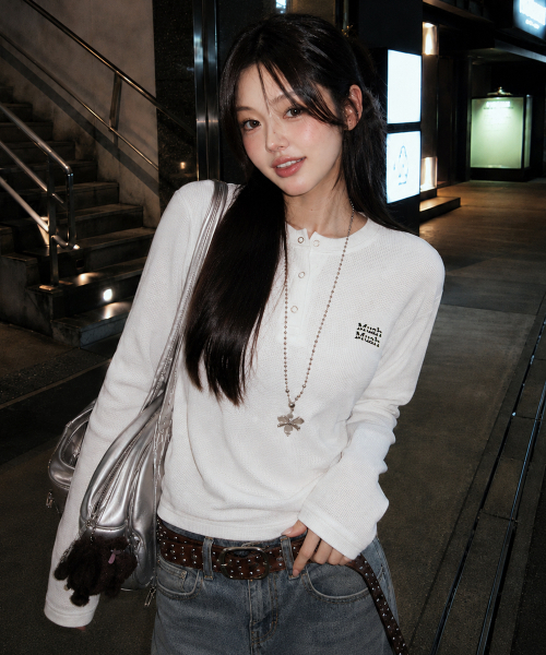 muahmuah（ムーアムーア）の「ワッフルピグメントヘンリーネック長袖Tシャツ[ホワイト]（Tシャツ/カットソー・レディース・その他・FREE）」の16枚目の写真