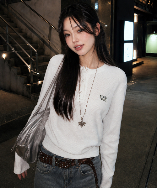 muahmuah（ムーアムーア）の「ワッフルピグメントヘンリーネック長袖Tシャツ[ホワイト]（Tシャツ/カットソー・レディース・その他・FREE）」の17枚目の写真