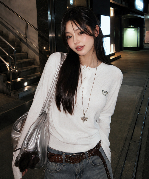 muahmuah（ムーアムーア）の「ワッフルピグメントヘンリーネック長袖Tシャツ[ホワイト]（Tシャツ/カットソー・レディース・その他・FREE）」の18枚目の写真