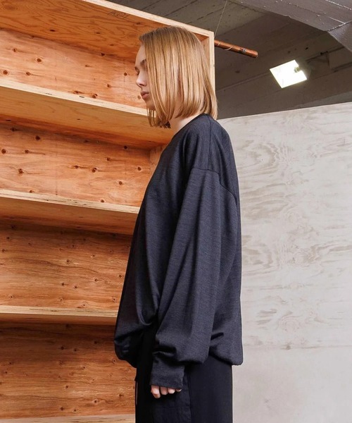 VOAAOV(ヴォアーブ)の「【VOAAOV】RELUX WOOL Oversize L/S T-Shirt(Tシャツ/カットソー・メンズ・ベージュ/チャコールグレー/ブラック/オリーブ・0/1/2)」の6枚目の写真