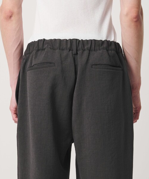BEAUTY&YOUTH UNITED ARROWS(ビューティーアンドユースユナイテッドアローズ)の「DUAL PACK 3.0 1プリーツ イージー パンツ NO.8 ヨコストレッチ UVカット ウォッシャブル セットアップ対応(その他パンツ・メンズ・ダークグレー/ブラック・XL/M/S/L)」の19枚目の写真