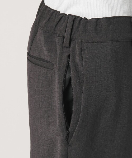 BEAUTY&YOUTH UNITED ARROWS(ビューティーアンドユースユナイテッドアローズ)の「DUAL PACK 3.0 1プリーツ イージー パンツ NO.8 ヨコストレッチ UVカット ウォッシャブル セットアップ対応(その他パンツ・メンズ・ダークグレー/ブラック・XL/M/S/L)」の22枚目の写真