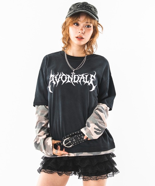 SHORT ROUND(ショートラウンド)の「SHORT ROUND/【26年秋冬新作】フェイクレイヤードグラフィックT(LS)(Tシャツ/カットソー・メンズ・ブラック系その他/ホワイト系その他/ネイビー/ワイン・LARGE/MEDIUM)」の1枚目の写真