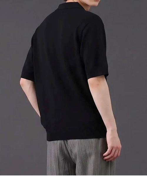 revertical(リバーティカル)の「マルチストライプ サマーニットポロシャツ 半袖(ポロシャツ・メンズ・ブラック/グレー/ホワイト・MEDIUM/LARGE)」の10枚目の写真