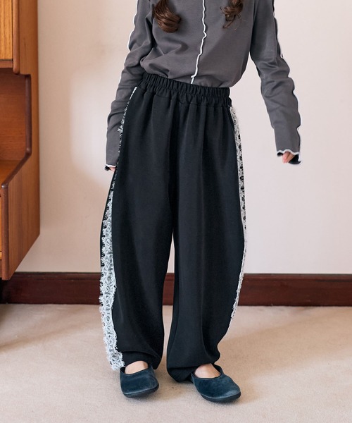 Piet(ピエット)の「サイドレース スウェットパンツ(スウェットパンツ・キッズ・グレー/ブラック・100/130/120/110)」の3枚目の写真