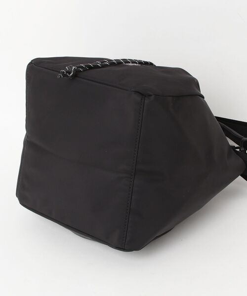 FREDRIK PACKERS(フレドリックパッカーズ)の「【FREDRIK PACKERS/フレドリックパッカーズ】WAVE SHOULDER / ウェーブ ショルダー バッグ FPST-SH42(ショルダーバッグ・レディース・ブラック・FREE)」の5枚目の写真