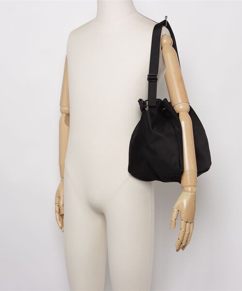 FREDRIK PACKERS(フレドリックパッカーズ)の「【FREDRIK PACKERS/フレドリックパッカーズ】WAVE SHOULDER / ウェーブ ショルダー バッグ FPST-SH42(ショルダーバッグ・レディース・ブラック・FREE)」の7枚目の写真