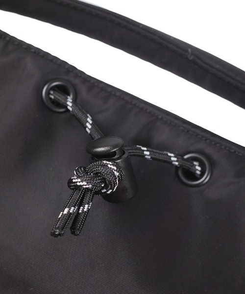 FREDRIK PACKERS(フレドリックパッカーズ)の「【FREDRIK PACKERS/フレドリックパッカーズ】WAVE SHOULDER / ウェーブ ショルダー バッグ FPST-SH42(ショルダーバッグ・レディース・ブラック・FREE)」の3枚目の写真