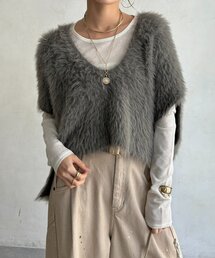 シャギーVネックショートベスト